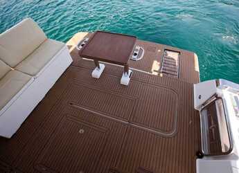 Louer bateau à moteur à Marina Lav - Bavaria Virtess 420 Fly