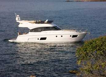 Louer bateau à moteur à Marina Lav - Bavaria Virtess 420 Fly