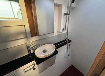 Chartern Sie katamaran in Punat - Nautitech 40 Open - 4 + 2 cab.