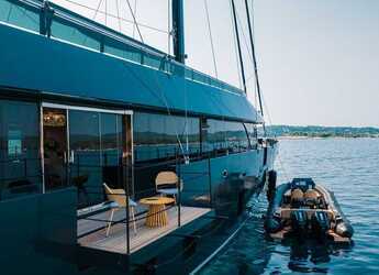 Alquilar velero en Luka Krilo - Reposado