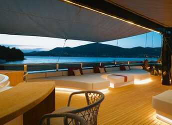 Alquilar velero en Luka Krilo - Reposado