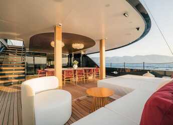 Alquilar velero en Luka Krilo - Reposado