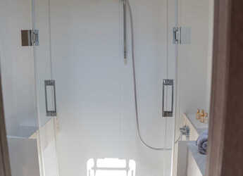 Alquilar catamarán en Split West Harbour - Lagoon Sixty 5