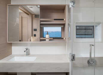 Alquilar catamarán en Split West Harbour - Lagoon 60