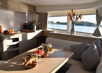 Alquilar catamarán en Split West Harbour - Lagoon 42