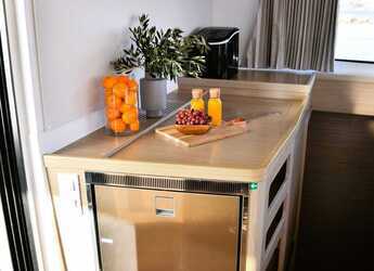 Alquilar catamarán en Split West Harbour - Lagoon 42