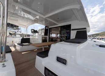 Alquilar catamarán en Split West Harbour - Lagoon 42