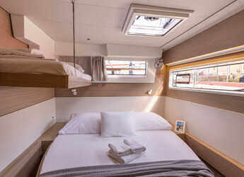 Alquilar catamarán en Split West Harbour - Lagoon 43