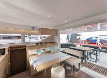 Alquilar catamarán en Split West Harbour - Lagoon 43