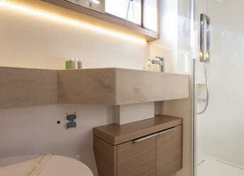 Alquilar catamarán en Split West Harbour - Lagoon 51 (2025)