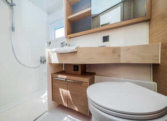 Alquilar catamarán en Split West Harbour - Lagoon 46