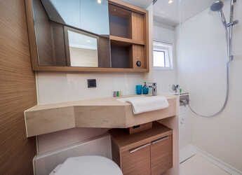 Alquilar catamarán en Split West Harbour - Lagoon 46