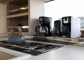 Alquilar catamarán en Split West Harbour - Lagoon 46