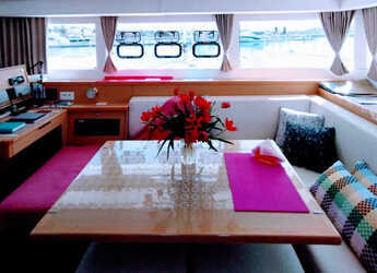 Alquilar catamarán en Porto Kheli - Lagoon 39