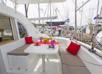 Alquilar catamarán en Lavrion Marina - Lagoon 380 S2 - 4 + 2 cab.