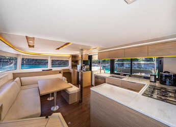 Chartern Sie katamaran in Ece Marina - Lagoon 46 - 4 + 2 cab.