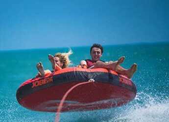 Alquilar catamarán a motor en Naviera Balear - Ocean Beast 65