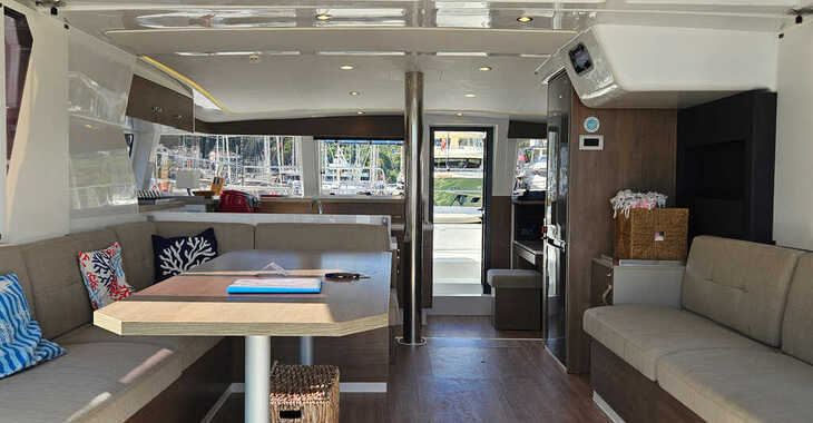 Rent a catamaran in Albatros Marina - Bali 4.2