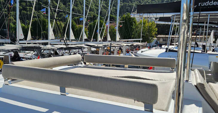 Rent a catamaran in Albatros Marina - Bali 4.2