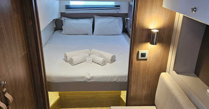 Rent a catamaran in Albatros Marina - Bali 4.2