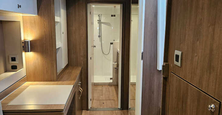 Rent a catamaran in Albatros Marina - Bali 4.2