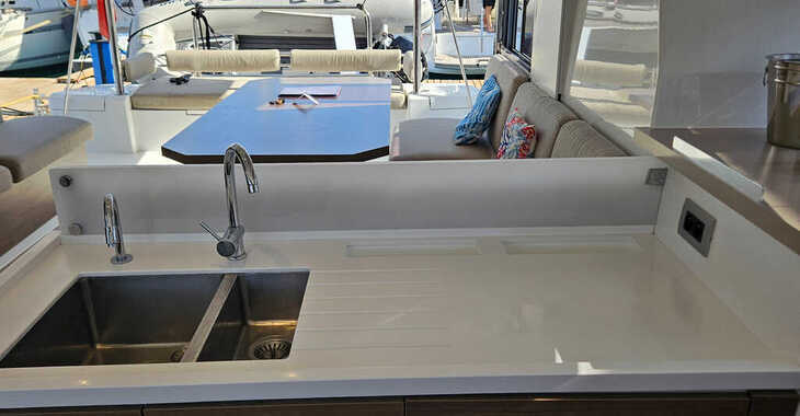 Rent a catamaran in Albatros Marina - Bali 4.2