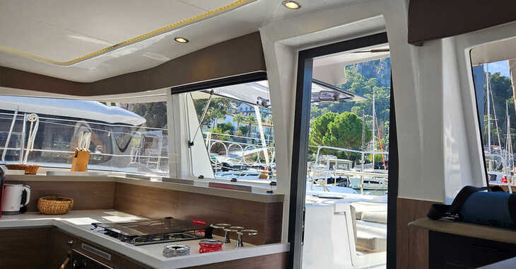 Rent a catamaran in Albatros Marina - Bali 4.2