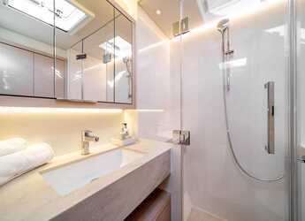 Chartern Sie katamaran in Albatros Marina - Lagoon 55