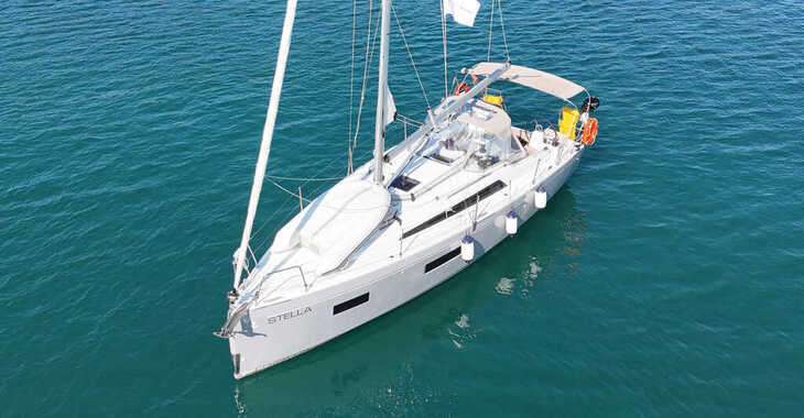 Rent a sailboat in Albatros Marina - Oceanis 34.1