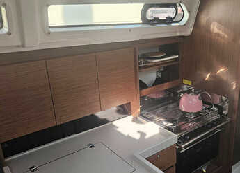 Chartern Sie segelboot in Albatros Marina - Oceanis 34.1