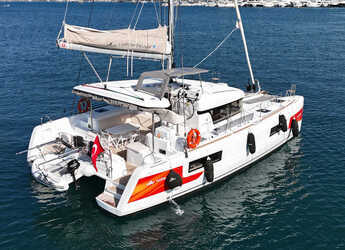 Chartern Sie katamaran in Albatros Marina - Lagoon 40