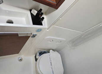 Chartern Sie katamaran in Albatros Marina - Lagoon 40