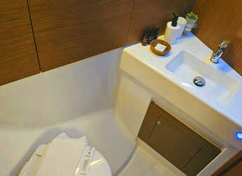 Chartern Sie segelboot in Albatros Marina - Oceanis 40.1