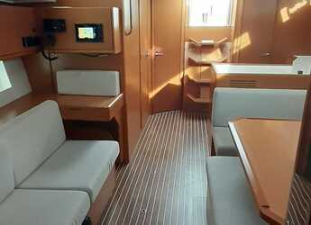 Alquilar velero en Cala dei Sardi - Bavaria C45