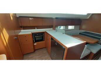 Alquilar velero en Cala dei Sardi - Bavaria C45