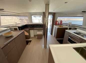 Louer catamaran à Marina di Portisco - Bali 4.8 Terra