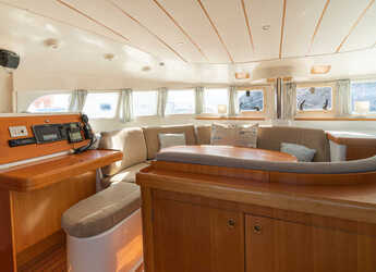 Chartern Sie katamaran in Platja des Jondal - Lagoon 410