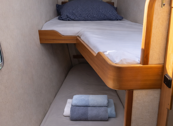 Chartern Sie katamaran in Platja des Jondal - Edel 36