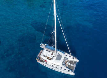 Louer catamaran à Cala dei Sardi - Lagoon 55