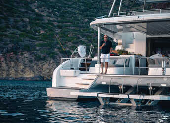 Louer catamaran à Cala dei Sardi - Lagoon 55