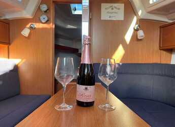 Chartern Sie segelboot in Marina Drage - Bavaria Cruiser 34