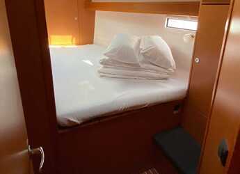 Chartern Sie segelboot in Marina Drage - Bavaria Cruiser 34