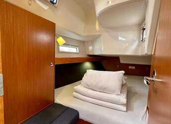 Chartern Sie segelboot in Marina Drage - Bavaria Cruiser 37 