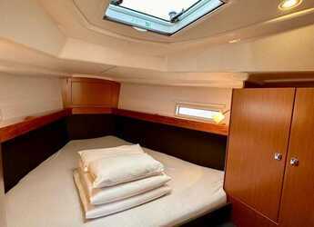 Chartern Sie segelboot in Marina Drage - Bavaria Cruiser 37 