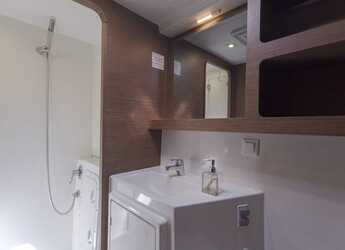 Louer catamaran à Trogir (ACI marina) - Lagoon 42 - 4 + 2 cab.