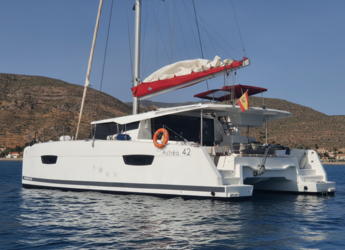 Alquilar catamarán en Playa Talamanca - Fountaine Pajot Astrea 42
