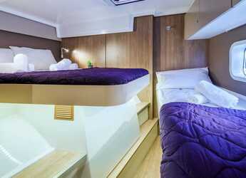 Alquilar catamarán en Nea Peramos - Bali Catspace