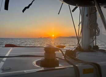 Alquilar catamarán en Marina Santa Eulàlia - Lagoon 40