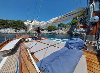 Alquilar goleta en Loutraki Harbour - Trehantiri