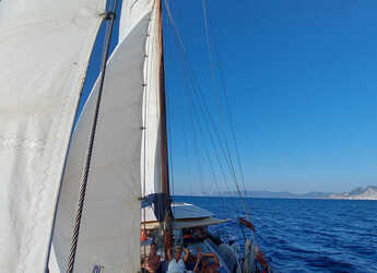 Alquilar goleta en Loutraki Harbour - Trehantiri